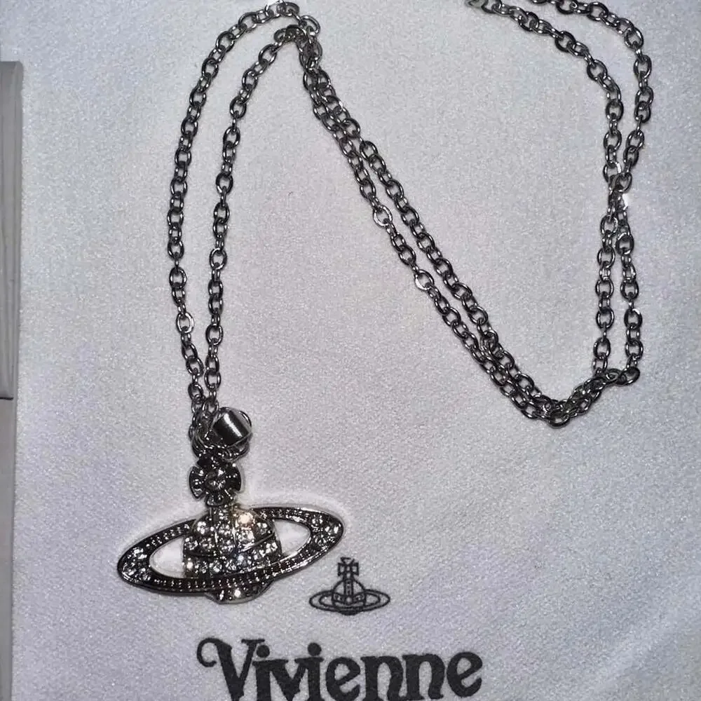 Silver Vivienne Westwood Necklace Silver B 123